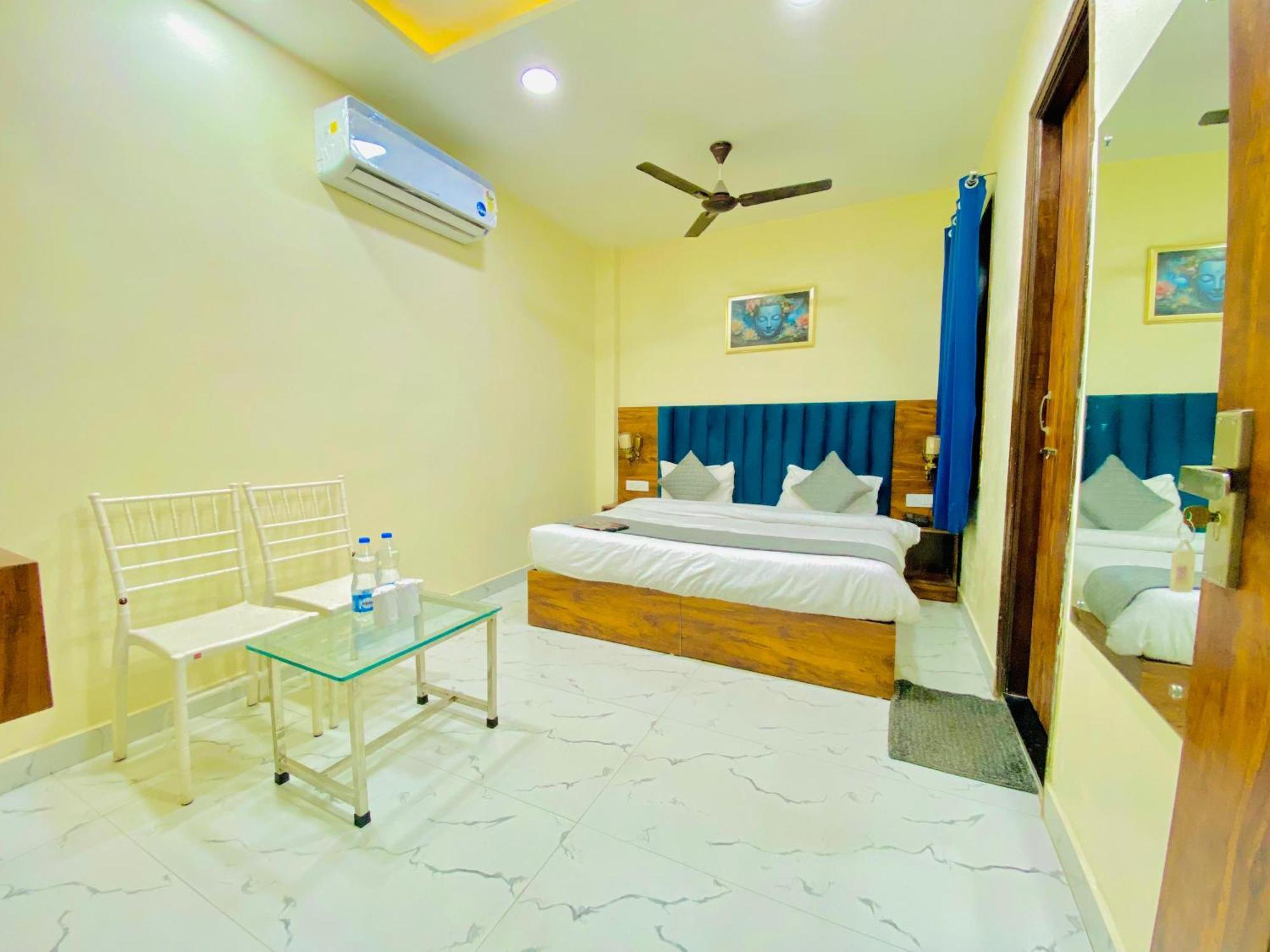 Hotel Holiday First 300 Meter From Golden Temple Αμριτσάρ Εξωτερικό φωτογραφία